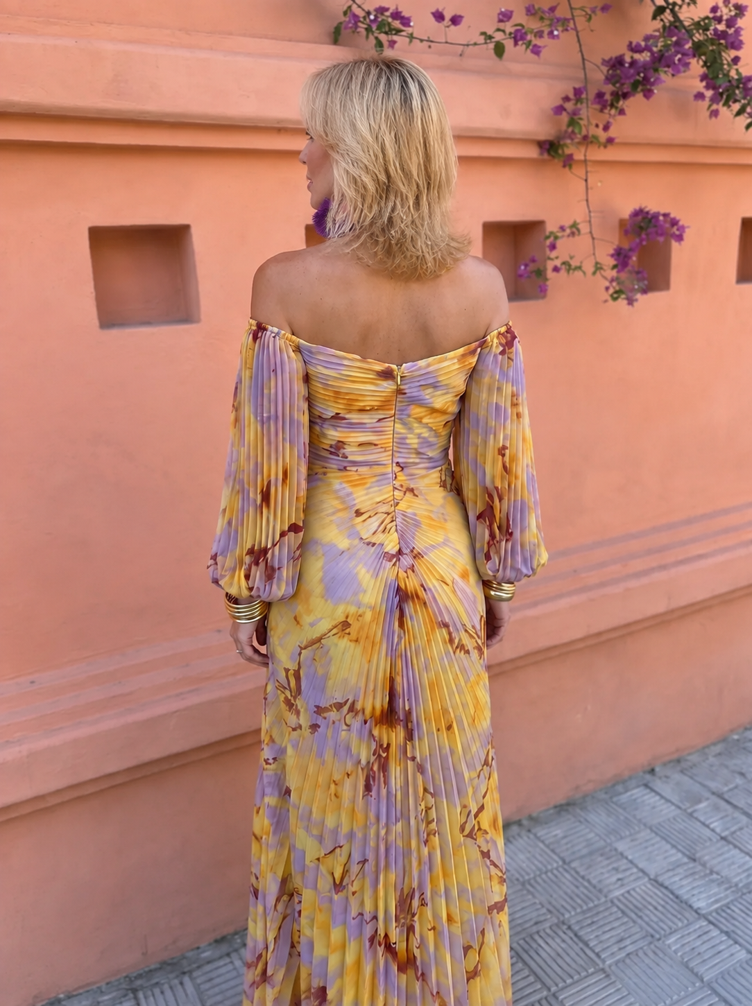 NINA™ – LONG FLORAL DRESS WITH DEEP NECKLINE