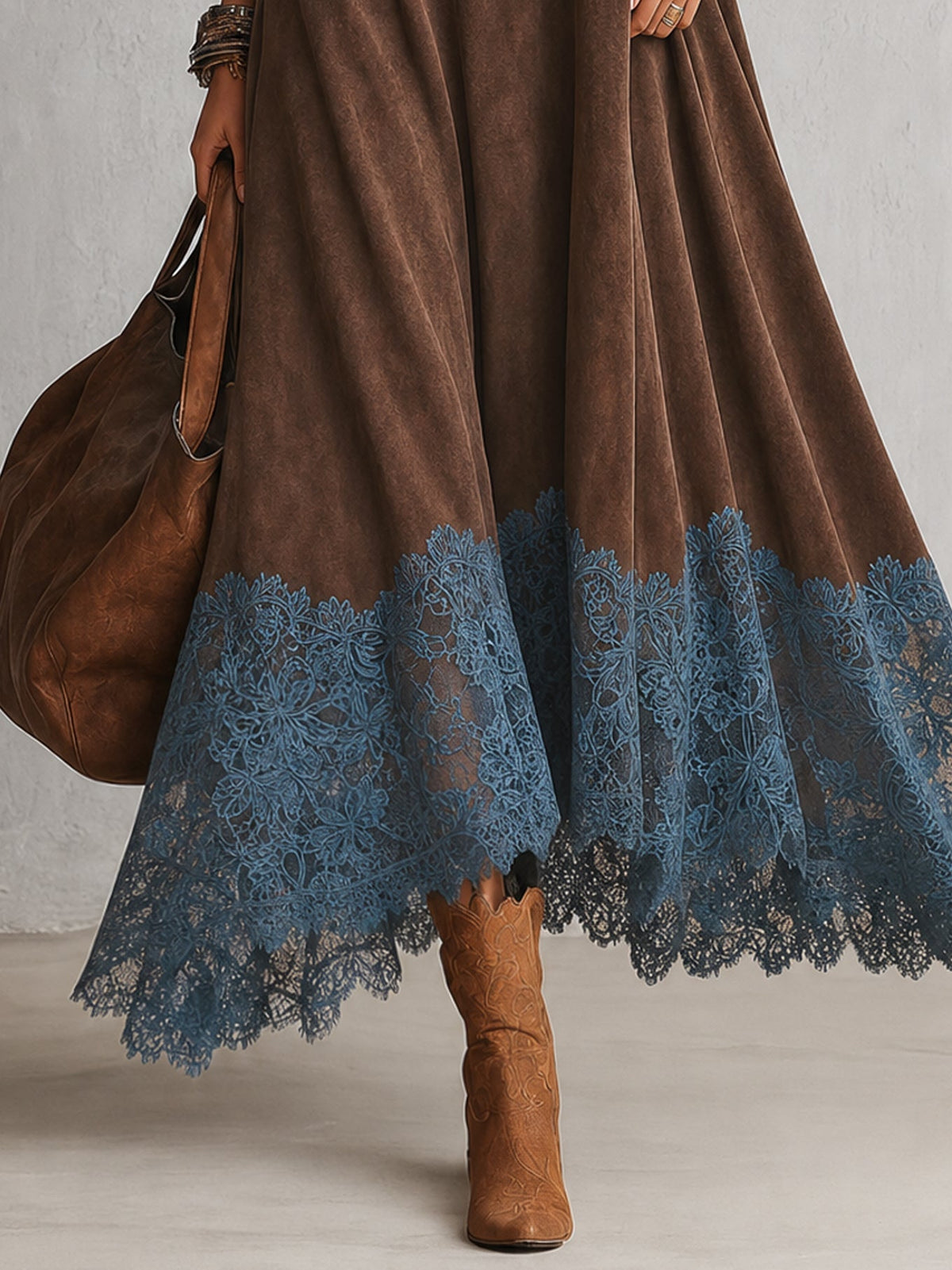 Solène | Vintage Brown Suede-Effect Long-Sleeve Maxi Dress with Lace Hem