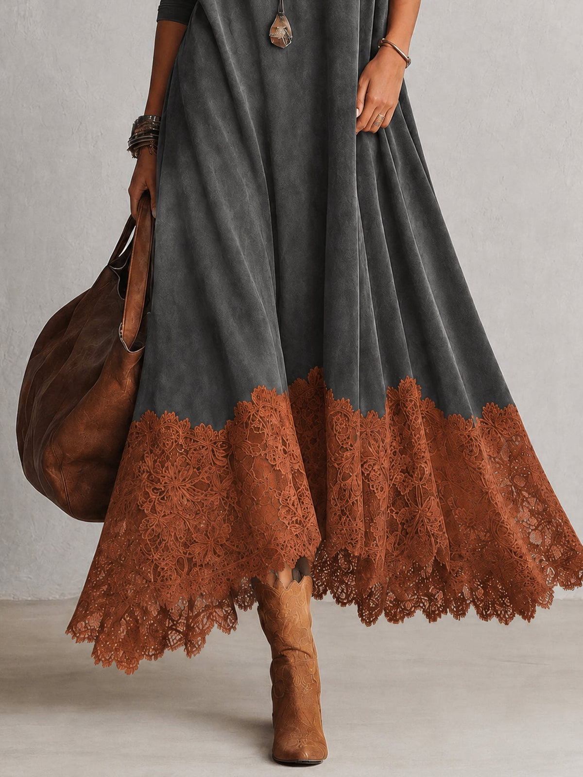 Solène | Vintage Brown Suede-Effect Long-Sleeve Maxi Dress with Lace Hem